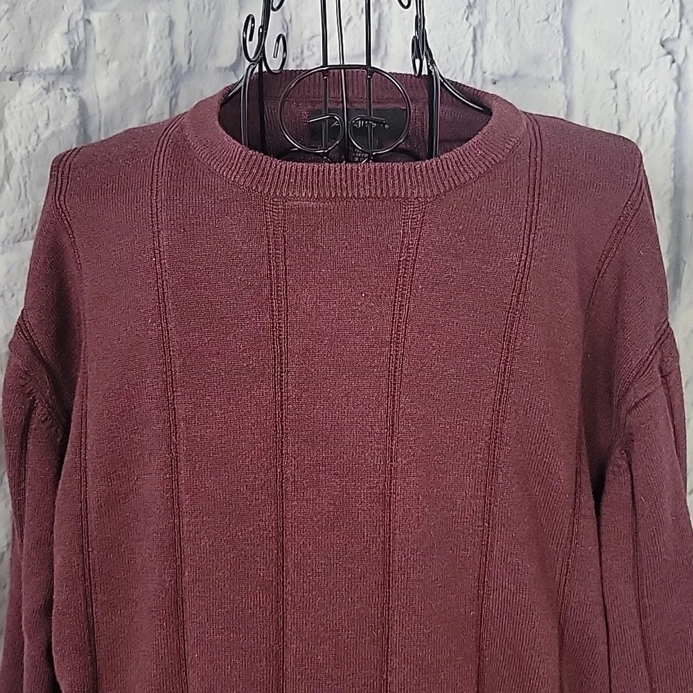 AXIST Burgandy Men's Crew Neck Sweater Large - Picture 2 of 5